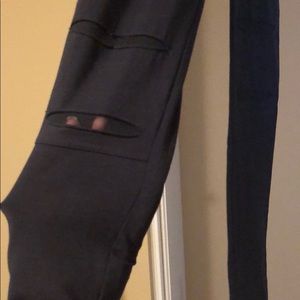 Gym Leggings- Mesh inset